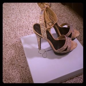 Jessica Simpson Nude heels